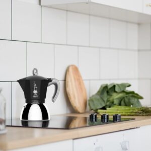 Bialetti Moka Induction zwart 4 kops bij Bag-again zero waste webshop